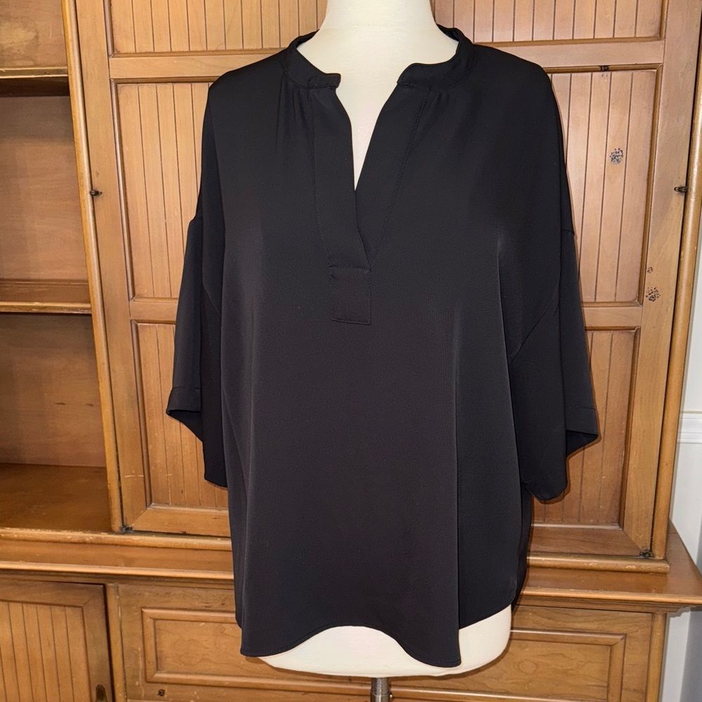 Melloday Notched V Neck Short Sleeve Top, Size Large